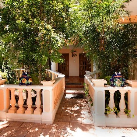 Hotel Francis Arlene Adults Only Isla Mujeres Exterior photo