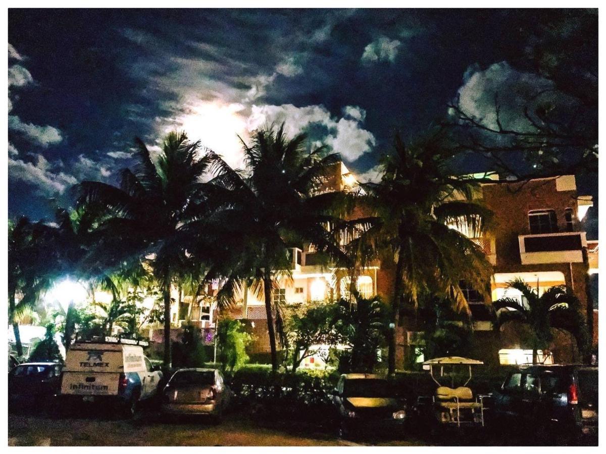 Hotel Francis Arlene Adults Only Isla Mujeres Exterior photo