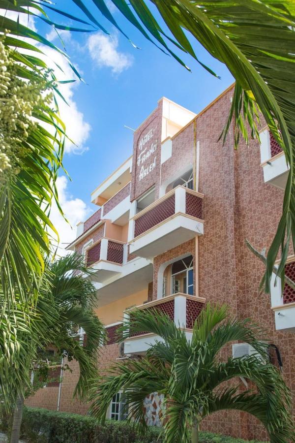 Hotel Francis Arlene Adults Only Isla Mujeres Exterior photo