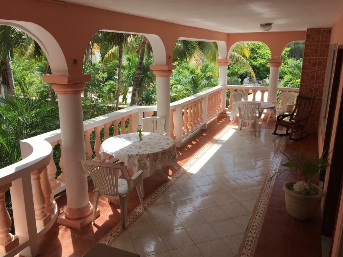 Hotel Francis Arlene Adults Only Isla Mujeres Exterior photo